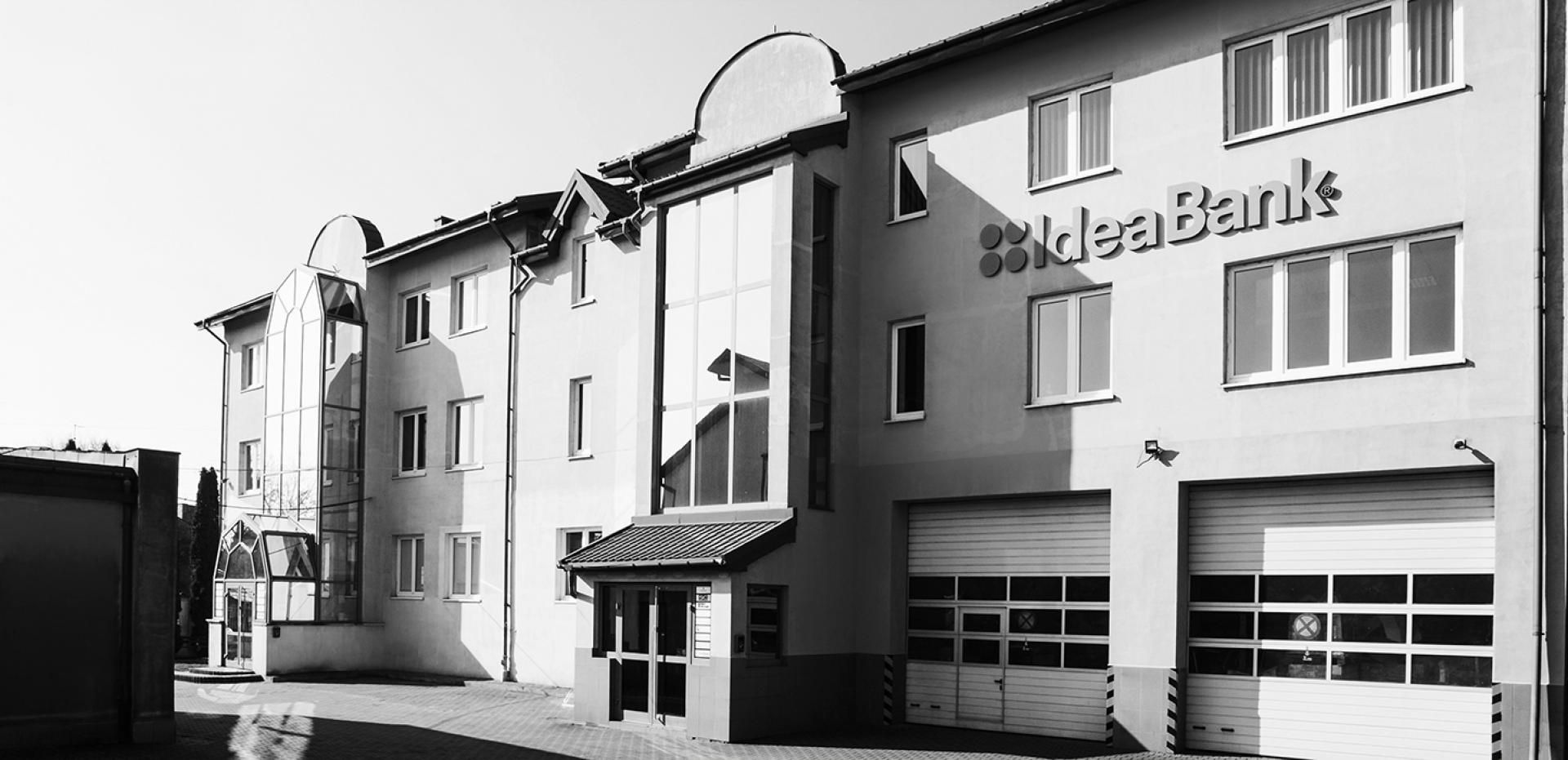 5D3 9304pri1920bw